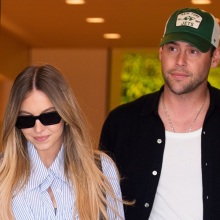 Τους «τσάκωσε» ο φακός: Σίντνεϊ Σούινεϊ και Σκούτερ Μπράουν απολαμβάνουν ρομαντικές στιγμές στο Central Park