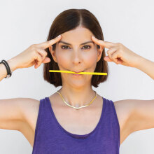 Κάνοντας ένα μήνα Face Yoga με την Αρετή Καφαντάρη