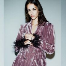 10 βελούδινα σακάκια που ξεχωρίσαμε στην αγορά