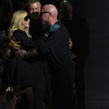 Η Μαντόνα έκλεψε την παράσταση στο σόου των Dolce & Gabbana στο Μιλάνο