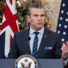 Χέγκσεθ: Το Ιράν δεν θα αποκτήσει πυρηνικά - Μπορούμε να το κάνουμε με τον καλό ή με τον δύσκολο τρόπο