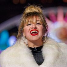 «Νόμιζαν ότι είμαι φτωχή»: Η Κέλι Κλάρκσον ξεσπά κατά καταστήματος και προκαλεί θύελλα