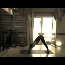 5 λεπτά yoga: Μάθημα 1ο