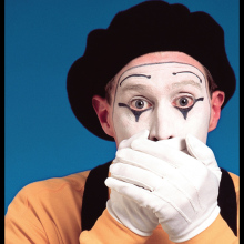 Τα ανθρώπινα δικαιώματα και τα μεγάλα κόμματα