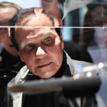 Πέθανε ο εμβληματικός σχεδιαστής μόδας Αζεντίν Αλαϊά