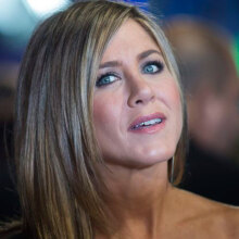 Τζένιφερ Άνιστον