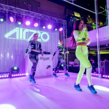 AIR MAX 720 PARTY
