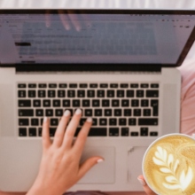 Τέσσερις άνθρωποι κάνουν μια digital πρόταση για να περάσει πιο εποικοδομητικά η καραντίνα