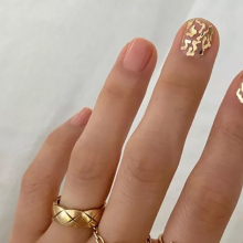 Τι είναι τα glass nails που έχουν πλημμυρίσει το Instagram;