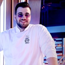 Ο Σταύρος Βαρθαλίτης