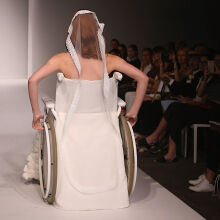 Αφιέρωμα στα «διαφορετικά» μοντέλα που κατακτούν τις πασαρέλες