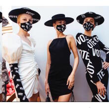 Οι influencers στην Αμερική προτρέπουν: Vote!