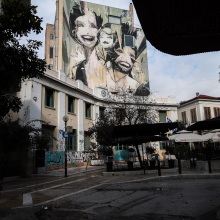 Κλειστά καταστήματα στου Ψυρρή - lockdown στην Αθήνα