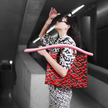 Ο καλλιτέχνης Urs Fischer συνεργάζεται με τον Louis Vuitton 