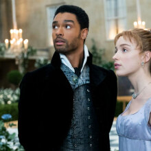 O Rege-Jean Page ως Δούκας του Χέιστιγκς στην τηλεοπτική σειρά του Netflix «Bridgerton»