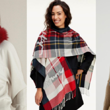 Τρεις γυναίκες μοντέλα με κασκόλ