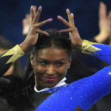 Η high energy γυμναστική της Νία Ντένις