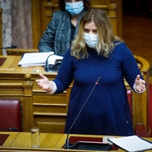 Η υφυπουργός Εργασίας και Κοινωνικών Υποθέσεων, Μαρία Συρεγγέλα