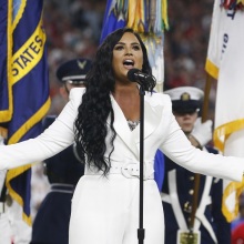 Η τραγουδίστρια Ντέμι Λοβάτο