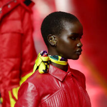 Η Ferrari γκαζώνει πλέον και στη μόδα