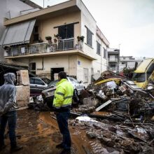 Φονικές πλημμύρες στην Μάνδρα Αττικής το 2017
