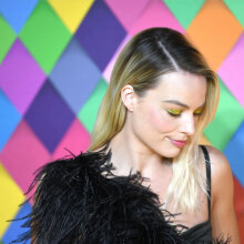 Η Μάργκοτ Ρόμπι γίνεται «Barbie» στη νέα της ταινία