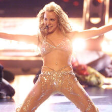 Η Μπρίτνεϊ Σπιρς δείχνει τα οπίσθιά της χωρίς ρετούς