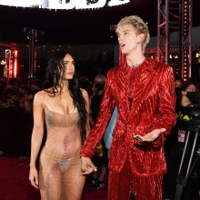 H Μέγκαν Φοξ και ο σύντροφος της στα βραβεία του MTV 