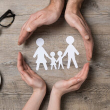 Οικογένεια (ΦΩΤΟ ΑΡΧΕΙΟΥ) - Όταν υπάρχουν διαζευγμένοι γονείς ή σε διάσταση περιπλέκεται το θέμα για τον εμβολιασμός του παιδιού κατά του κορωνοϊού