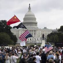 Διαδηλωτές παρευρέθηκαν στη διαμαρτυρία για το «Justice for J6» στο Καπιτώλιο 