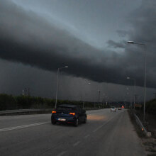 Καιρός: «Μαύρισε» ο ουρανός στην Αργολίδα - Καταιγίδες σήμερα Δευτέρα 11 Οκτωβρίου 2021, σύμφωνα με την πρόγνωση της ΕΜΥ