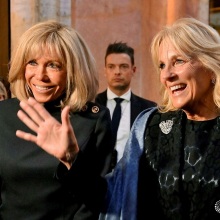 Jill Biden - Brigitte Macron: Δύο πρώτες κυρίες μαζί για φαγητό στη Ρώμη