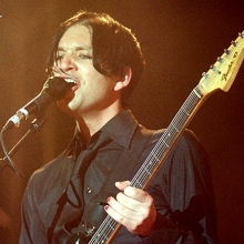 Placebo - Brian Molko - Στιγμιότυπο από τη συναυλία του γκρουπ στην Ελλάδα το 1999