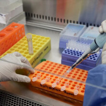 Τα μονοκλωνικά αντισώματα θα χορηγούνται σε ασθενείς με κορωνοϊό από την Παρασκευή 26 Νοεμβρίου 2021 σε 10 νοσοκομεία στην Ελλάδα (ΦΩΤΟ ΑΡΧΕΙΟΥ)