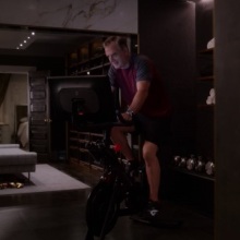 ΗΠΑ: Ο «Μίστερ Μπιγκ πέθανε» κι έτσι απλά... η μετοχή της Peloton κατέρρευσε