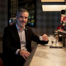 Ο δήμαρχος Θεσσαλονίκης Κωνσταντίνος Ζέρβας μιλάει στην Athens Voice