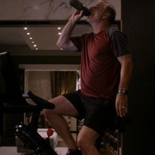 Η Peloton απαντά με χιούμορ μετά τον θάνατο ενός σημαντικού χαρακτήρα στο «And Just Like That»