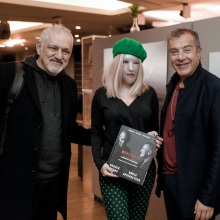 Νίκος Πορτοκάλογλου, Ιωάννα Παλιοσπύρου, Σταύρος Θεοδωράκης