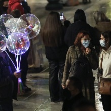 Κορωνοϊός: Πάνω από 15.000 κρούσματα σήμερα   