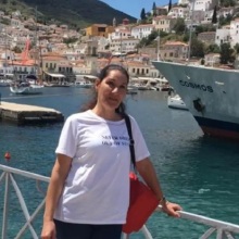 Αργεντινή: Τυφλή ηθοποιός χορεύει και διδάσκει ελληνικούς χορούς