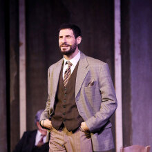 O Θανάσης Πατριαρχέας σε θεατρική παράσταση - Το αντίο του στον Πάνο Νάτση