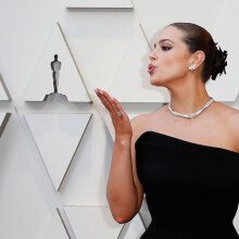 Η Ashley Graham είναι μητέρα τριών παιδιών