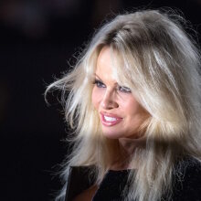 Pam & Tommy και Impeachment: American Crime Story: Μερικές σκέψεις περί μισογυνισμού με αφορμή τις δύο τηλεοπτικές σειρές. 