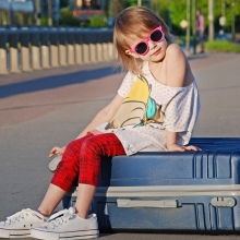 Φτιάχνουμε τη βαλίτσα των παιδιών για τις διακοπές του Πάσχα