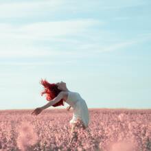 Slow living: Μια νέα τάση lifestyle, στον αντίποδα της κουλτούρας της υπερκατανάλωσης, της fast fashion, του fast food. 