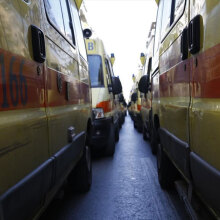 Με ασθενοφόρο του ΕΚΑΒ μεταφέρθηκε το μωρό που σκοτώθηκε σε τροχαίο στην Ελασσόνα