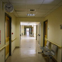 Θάνατος 43χρονου σε καρέκλα στο Παπανικολάου: Κατεπείγουσα έρευνα διέταξε ο Πλεύρης