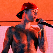 O Justin Bieber έχει σύνδρομο Ramsay Hunt