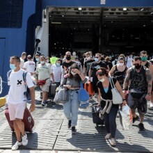 Κορωνοϊός: Δειγματοληπτικοί έλεγχοι σε Πειραιά και Ραφήνα