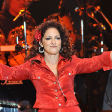 Η Γκλόρια Εστέφαν (Gloria Estefan) σε συναυλία (ΦΩΤΟ ΑΡΧΕΙΟΥ)